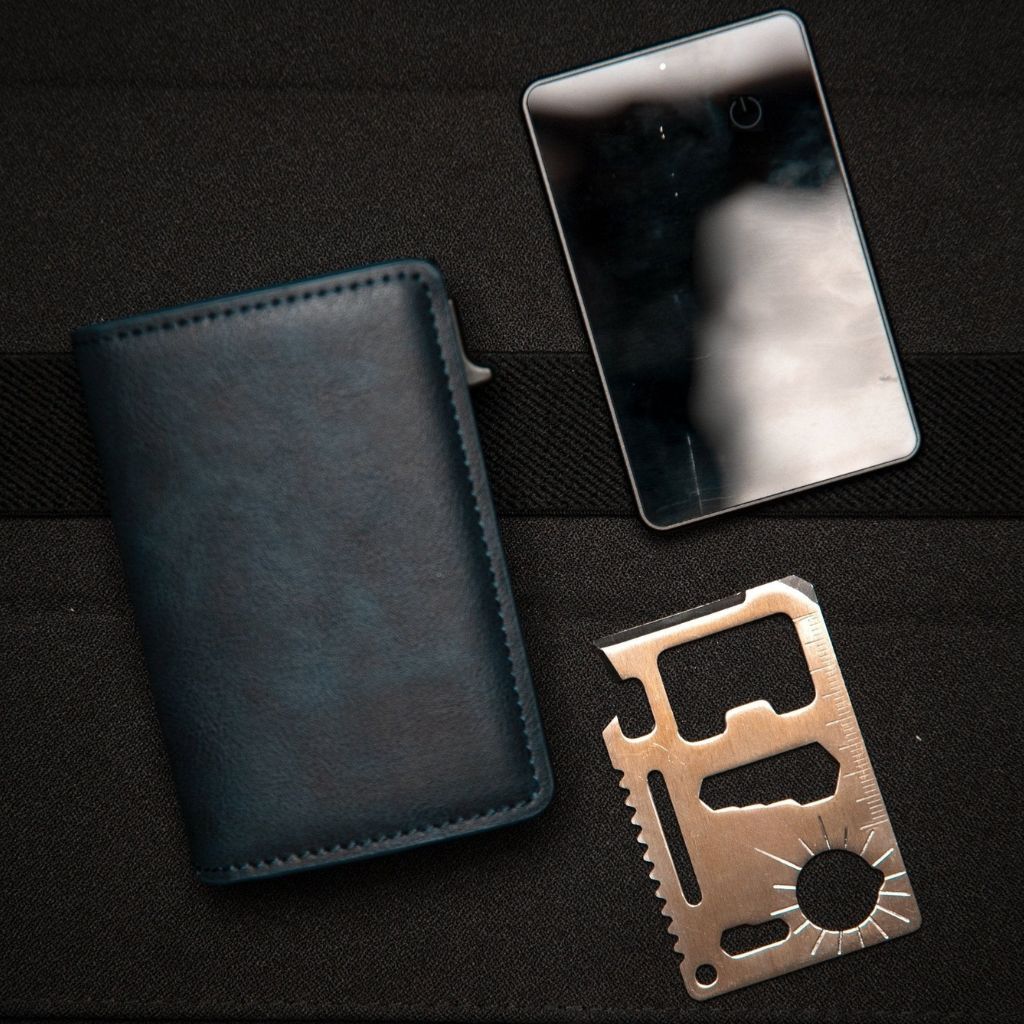 EVOLVED® MultiTool Card
